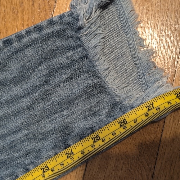 Levi’s 721 High Rise Skinny Jeans Light Wash Fray Hem 29 — Washed Out Aesthetic - Picture 8 of 9